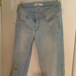 1 L hollister akinny jean
